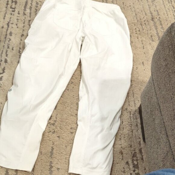 Lululemon Street To Studio Pant II White like new - Picture 11 of 13